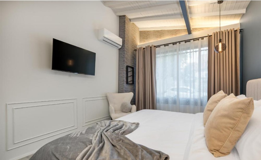 NAGO HOMETEL - KING - 6