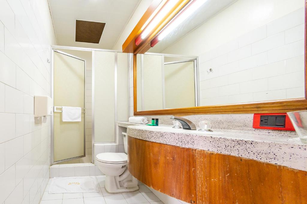 Ayenda Escorial - Baño - 32