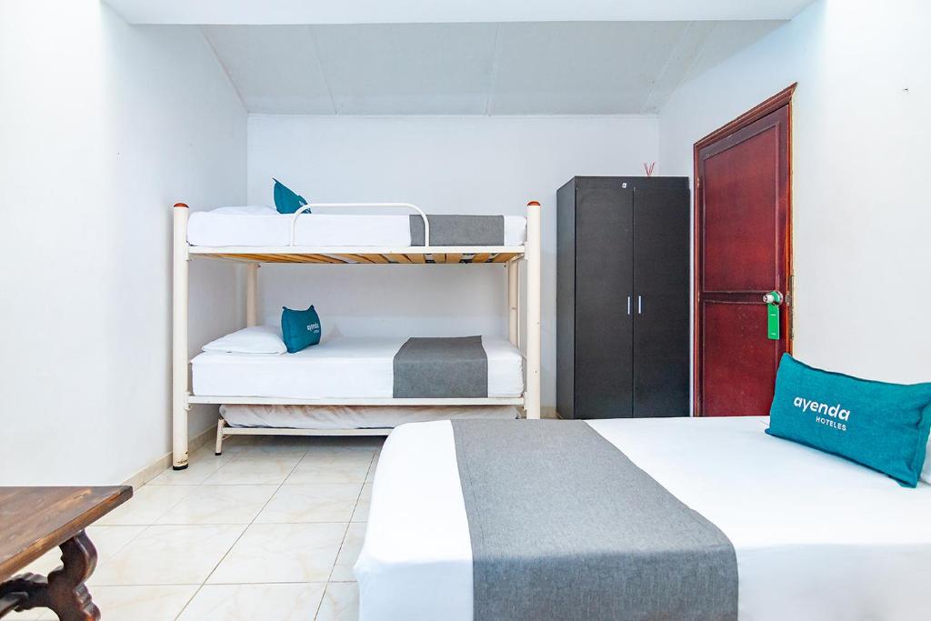 Ayenda Casa Amarilla - Cuádruple - 9