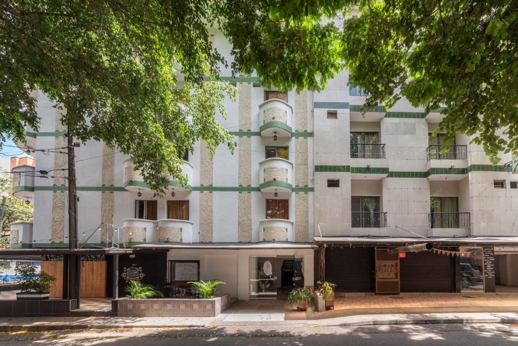 Ayenda 1228 Balcones de la 70 26