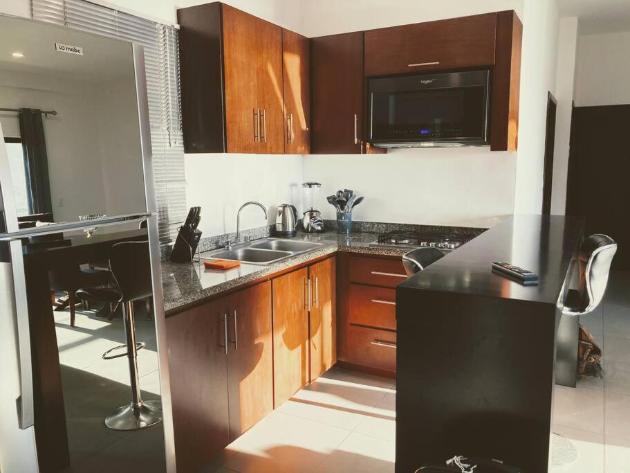 Luxury Oceanfront Direct Rent 3