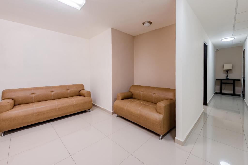 Ayenda Suites Ejecutivas Monterrey 13