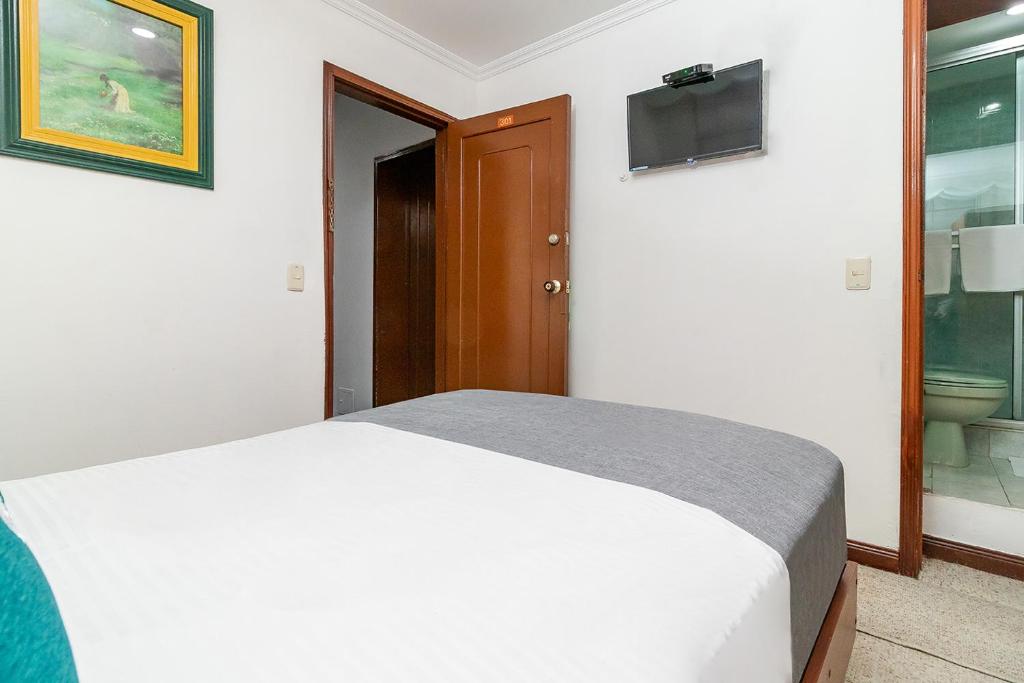 Ayenda Americano - Doble Estandar - 6