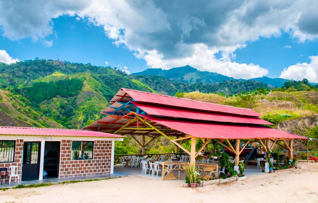 Los Nevados Ecolodge - Recepción - 19