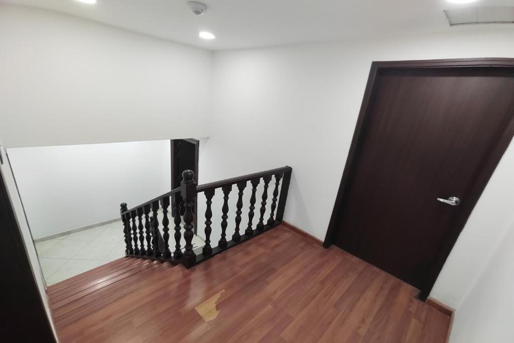 Ayenda Gold House 24