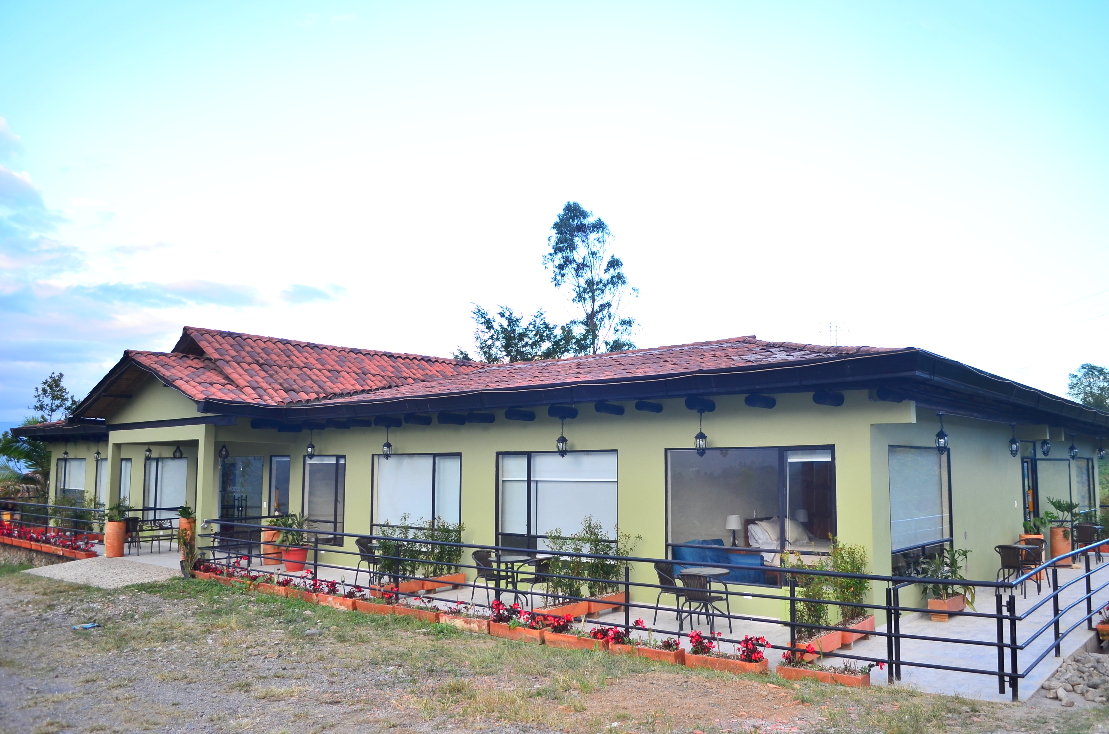 MONTEVERDE BEST INN  - Fachada - 56