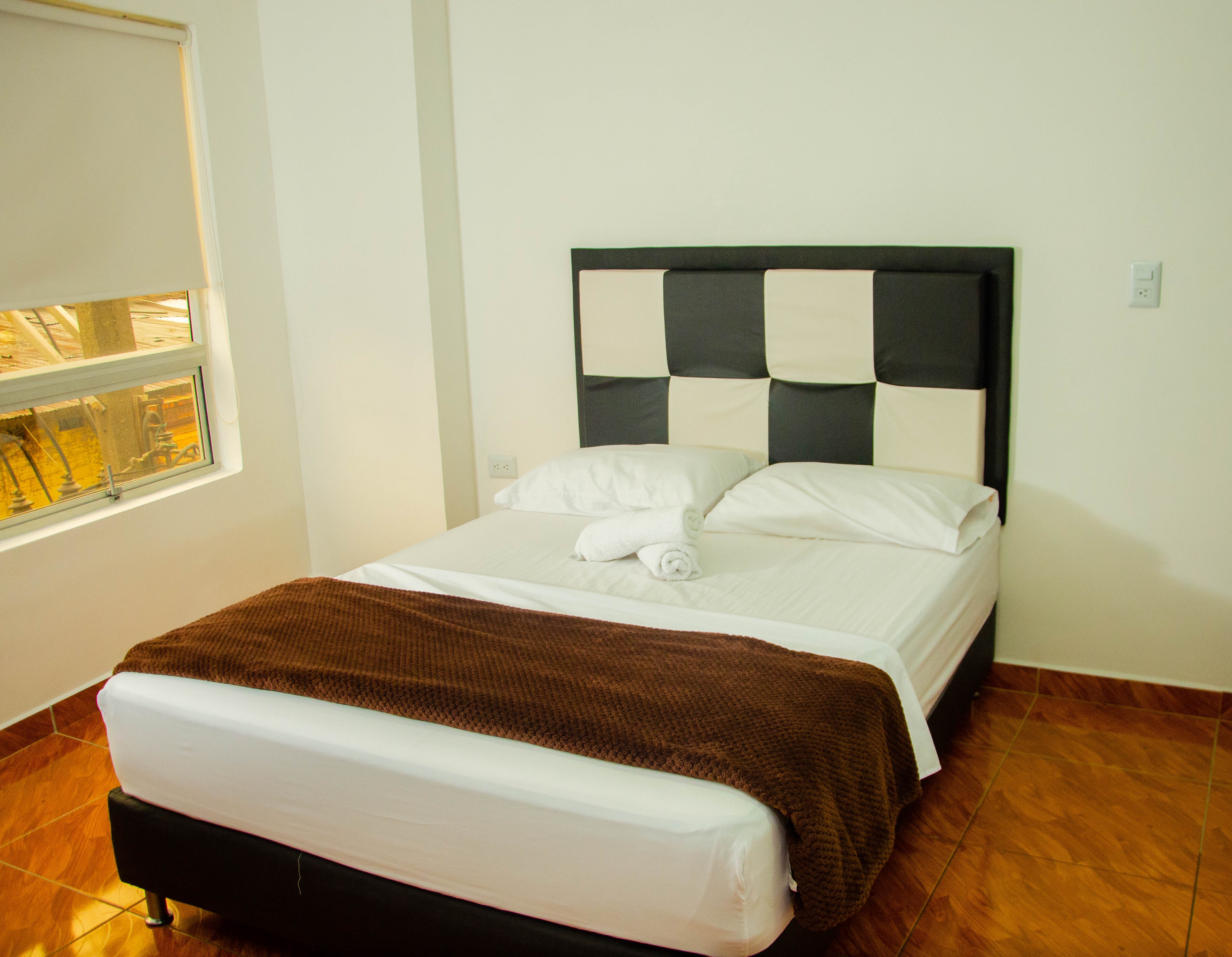 Casa Hotel Los Arboles - Doble con aire acondicionado - 17