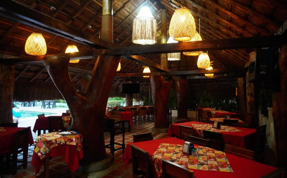 hotel y restaurante el mesón del gitano 18