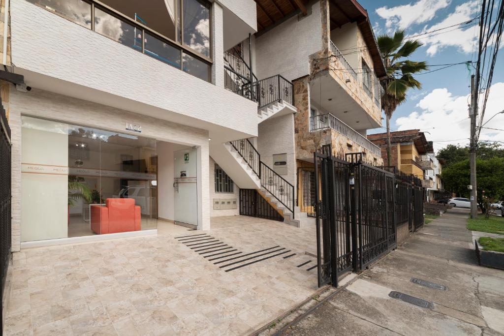 Ayenda 1240 Megua - Fachada - 10