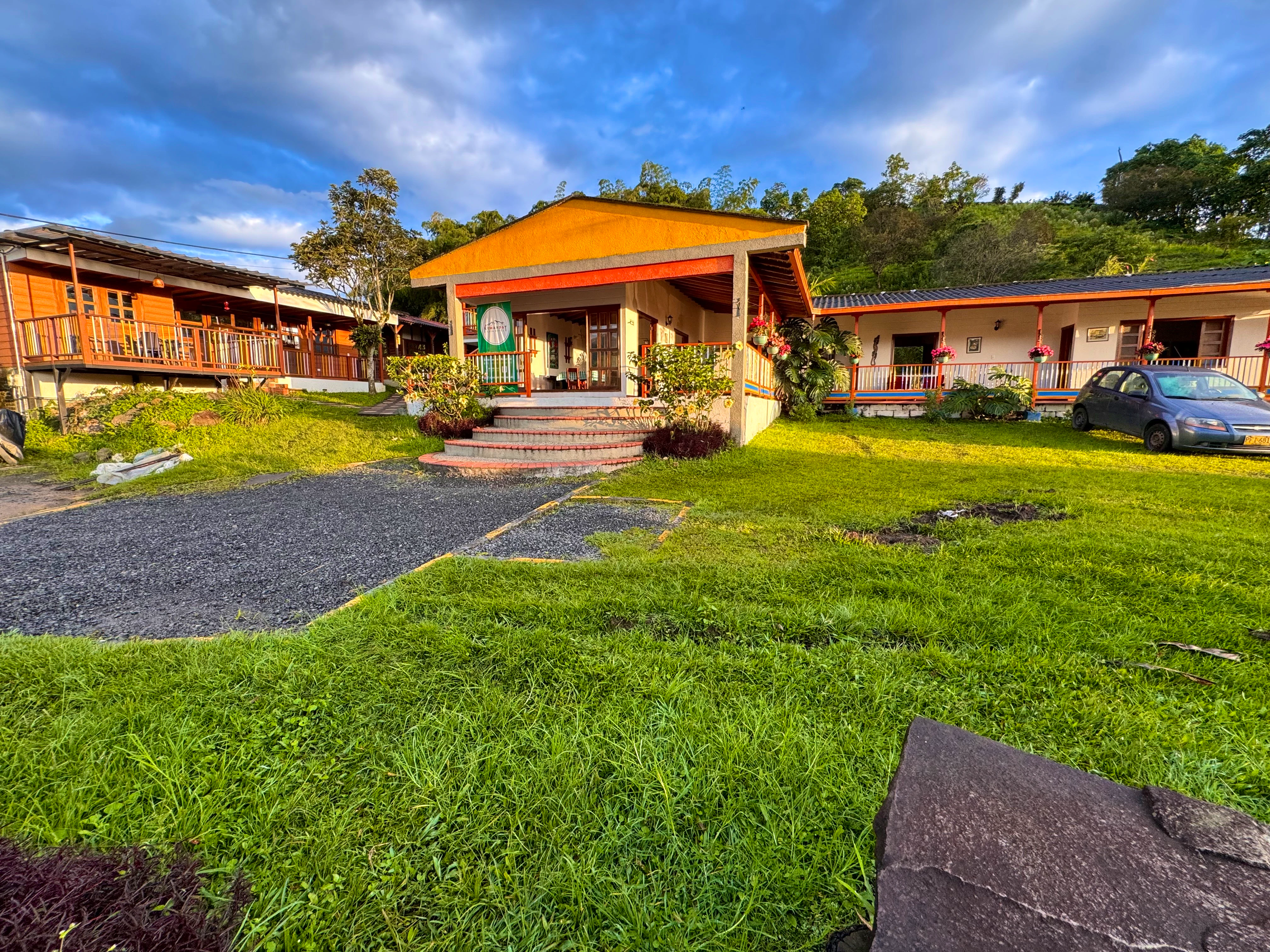 Kumanday Lodge - Fachada - 0