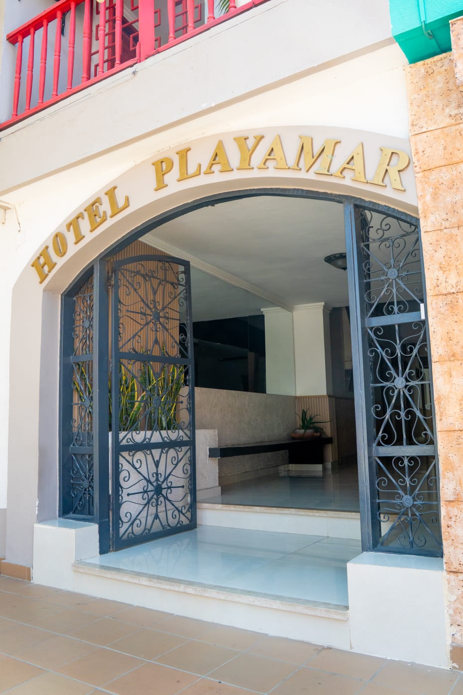 Hotel Playa Mar - Fachada - 5