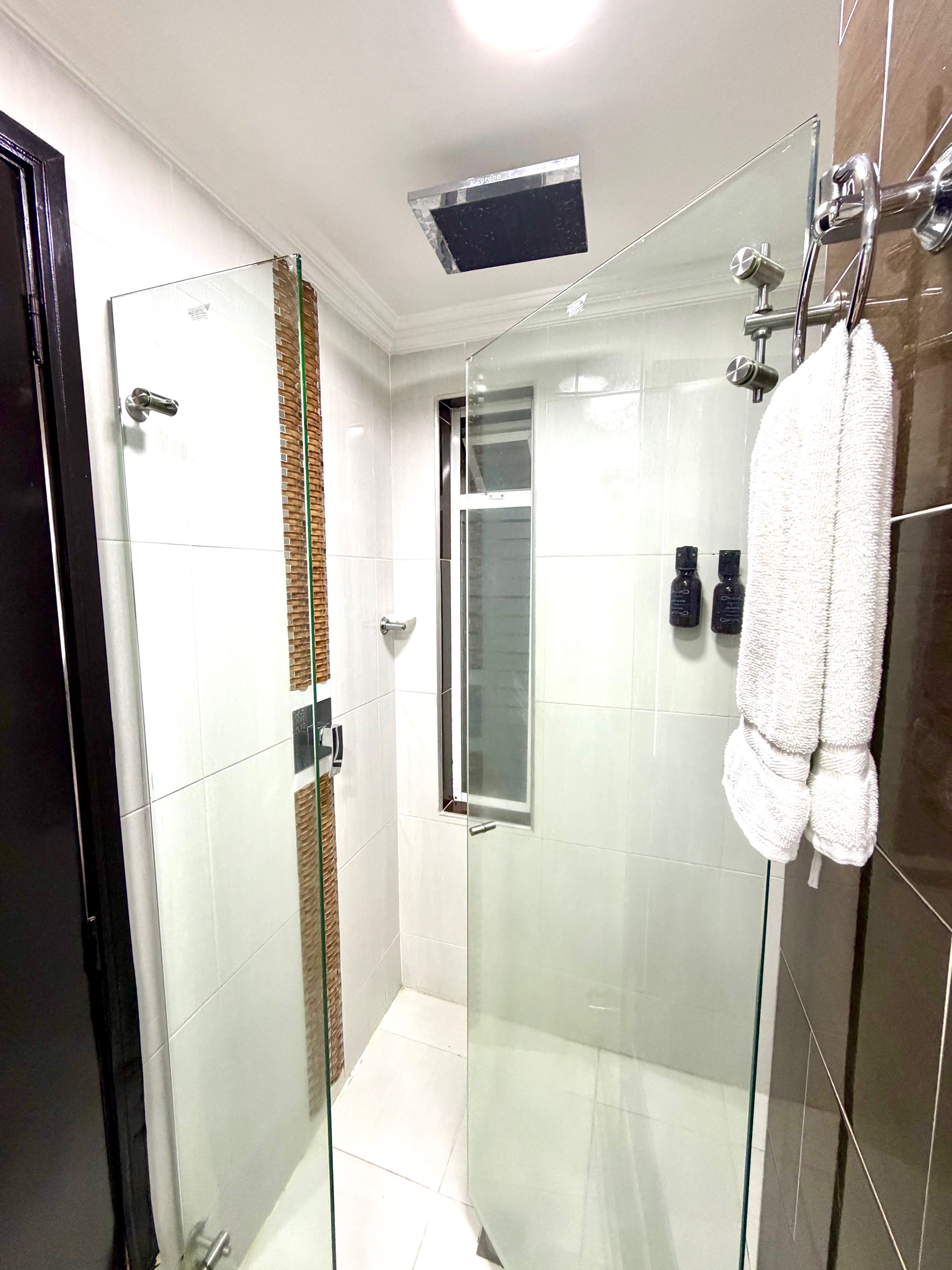 Hotel Six Avenue Cali - Baño - 36