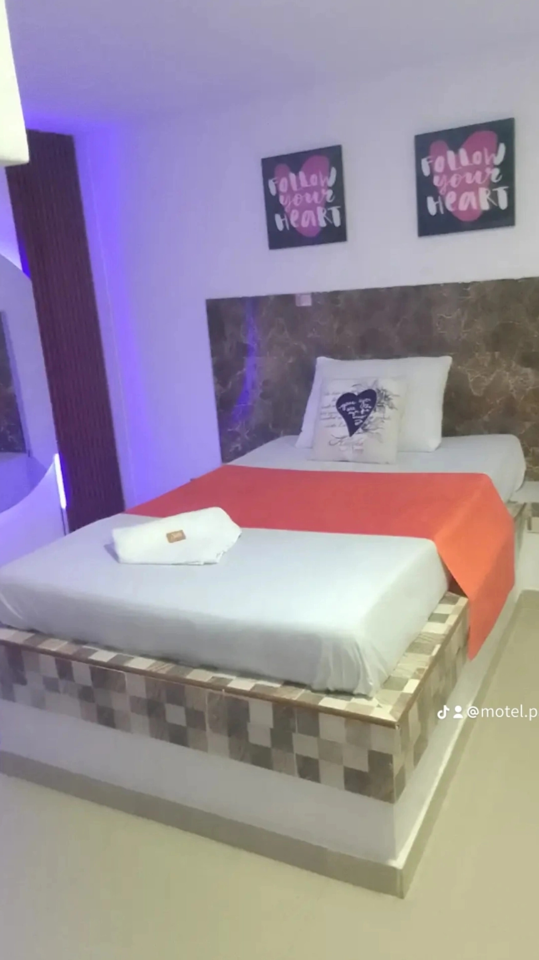 Motel hospedaje patio bonito - Para pareja con baño privado,tv.aire acondicionado y wifi - 0