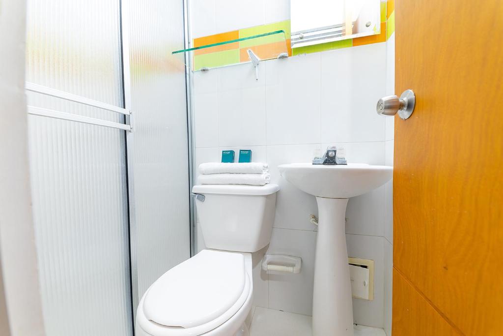 Ayenda Zhena - Baño - 25