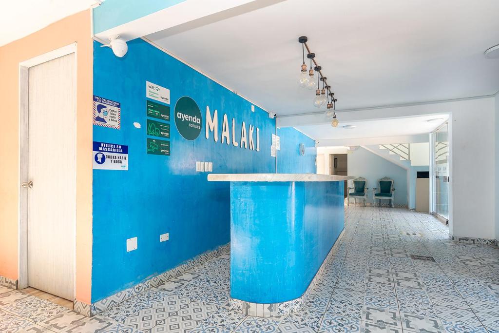 Ayenda Malaki 17