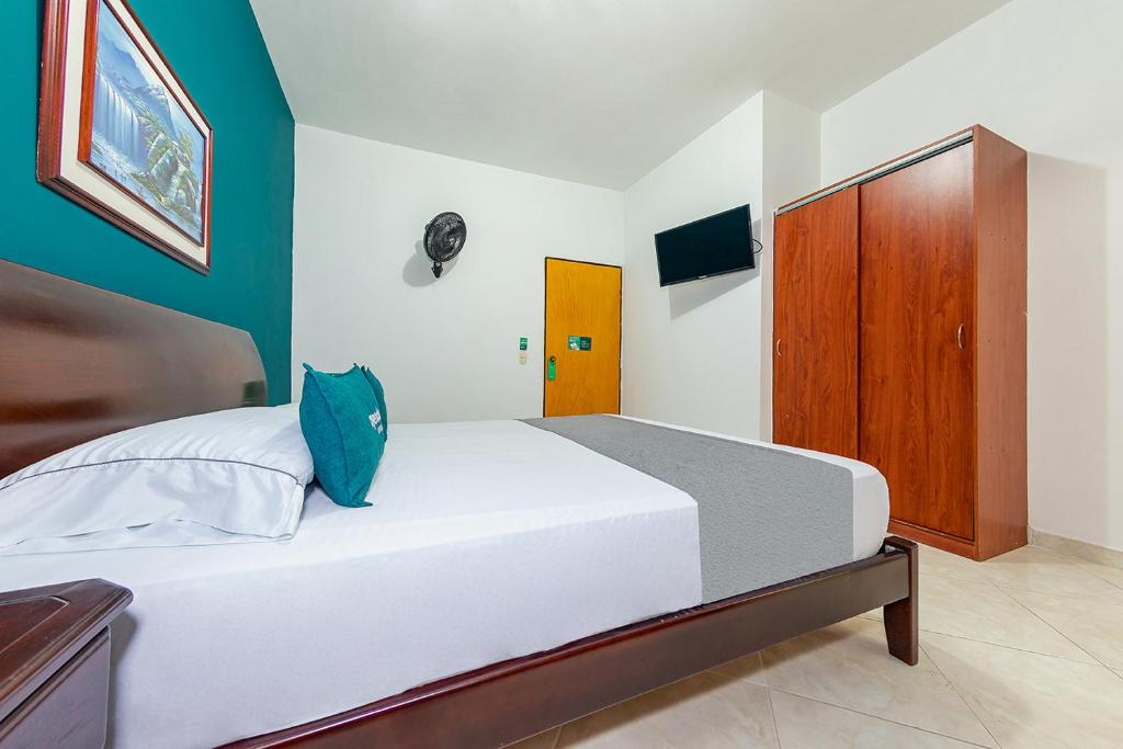 Ayenda 1228 Balcones de la 70 16