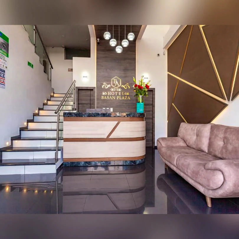 Hotel Basan Plaza - Recepción - 0