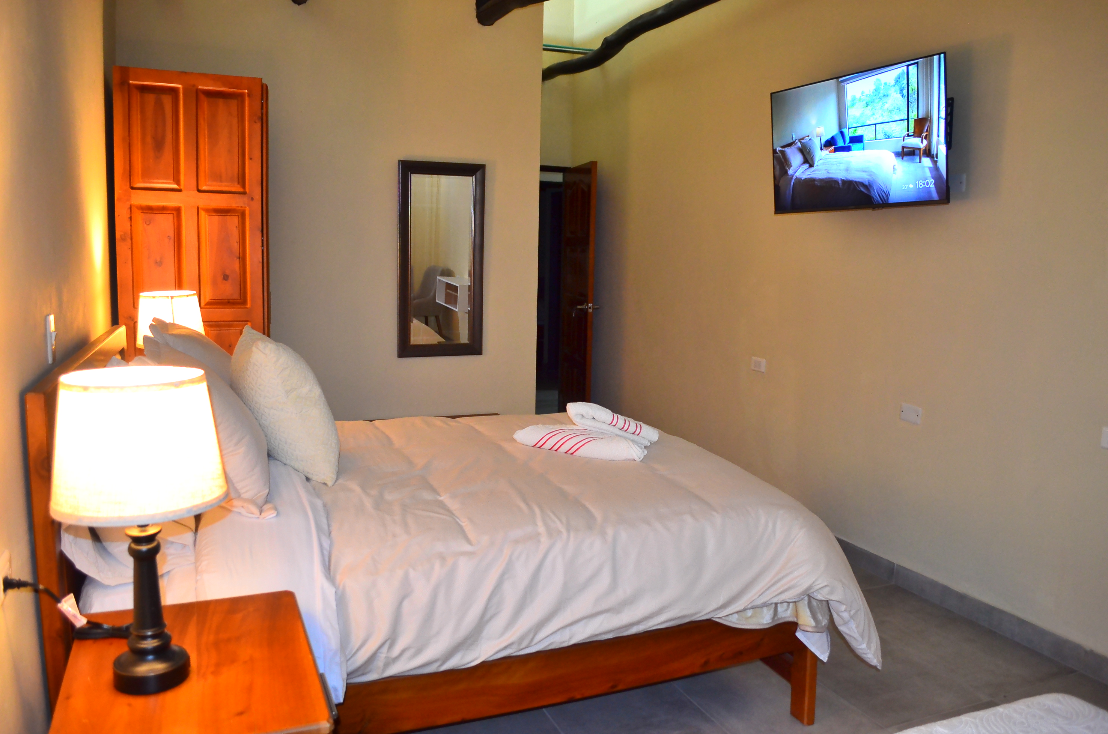 MONTEVERDE BEST INN  - Habitación con vista a montaña - 21