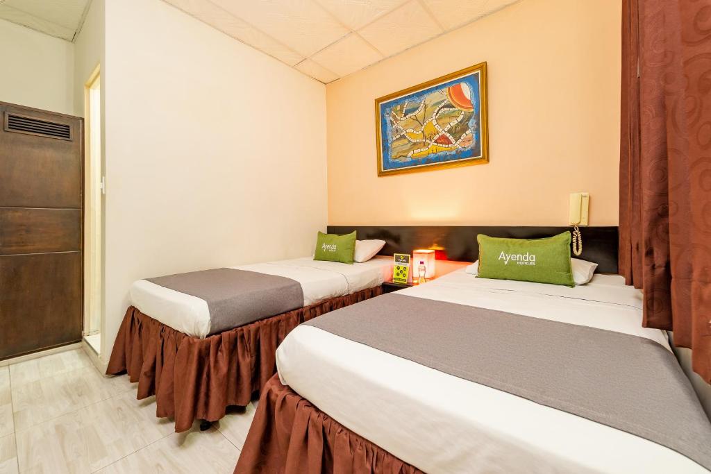 Ayenda Eclipse 1706 - Doble - 15