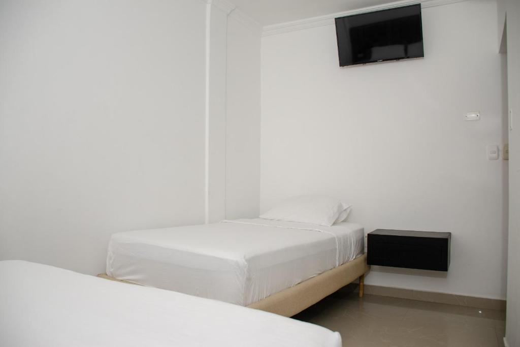 Ayenda Muleke - Triple Estándar - 8