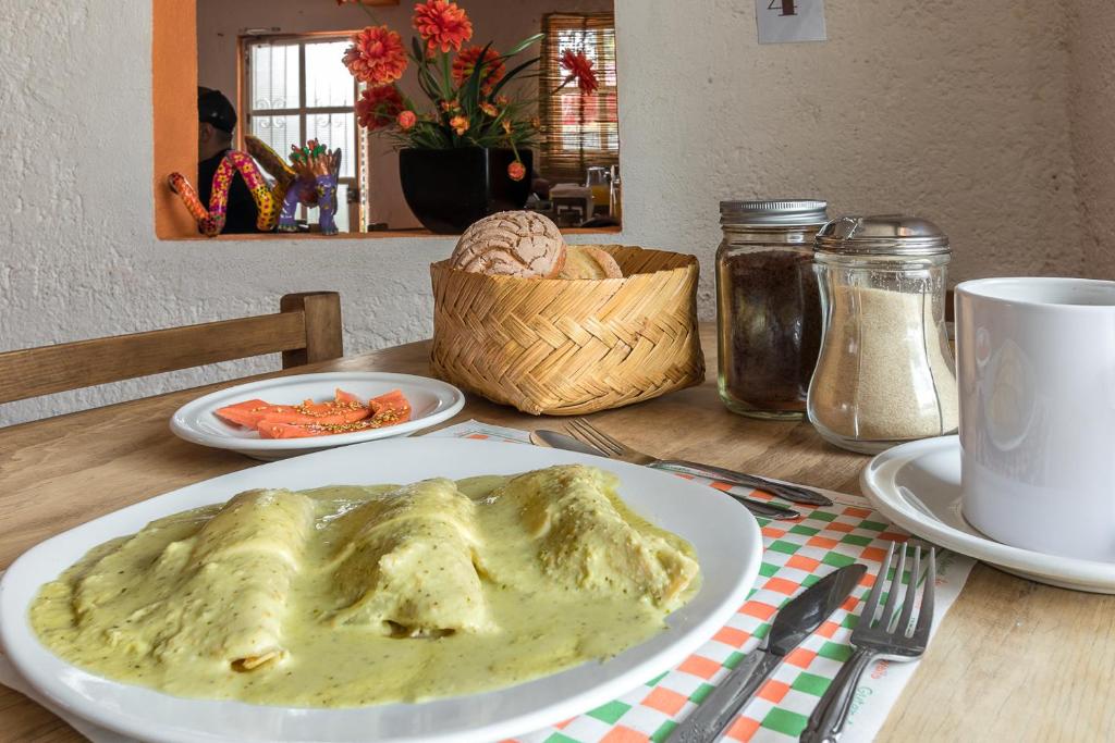 Ayenda Mesón del Río 31