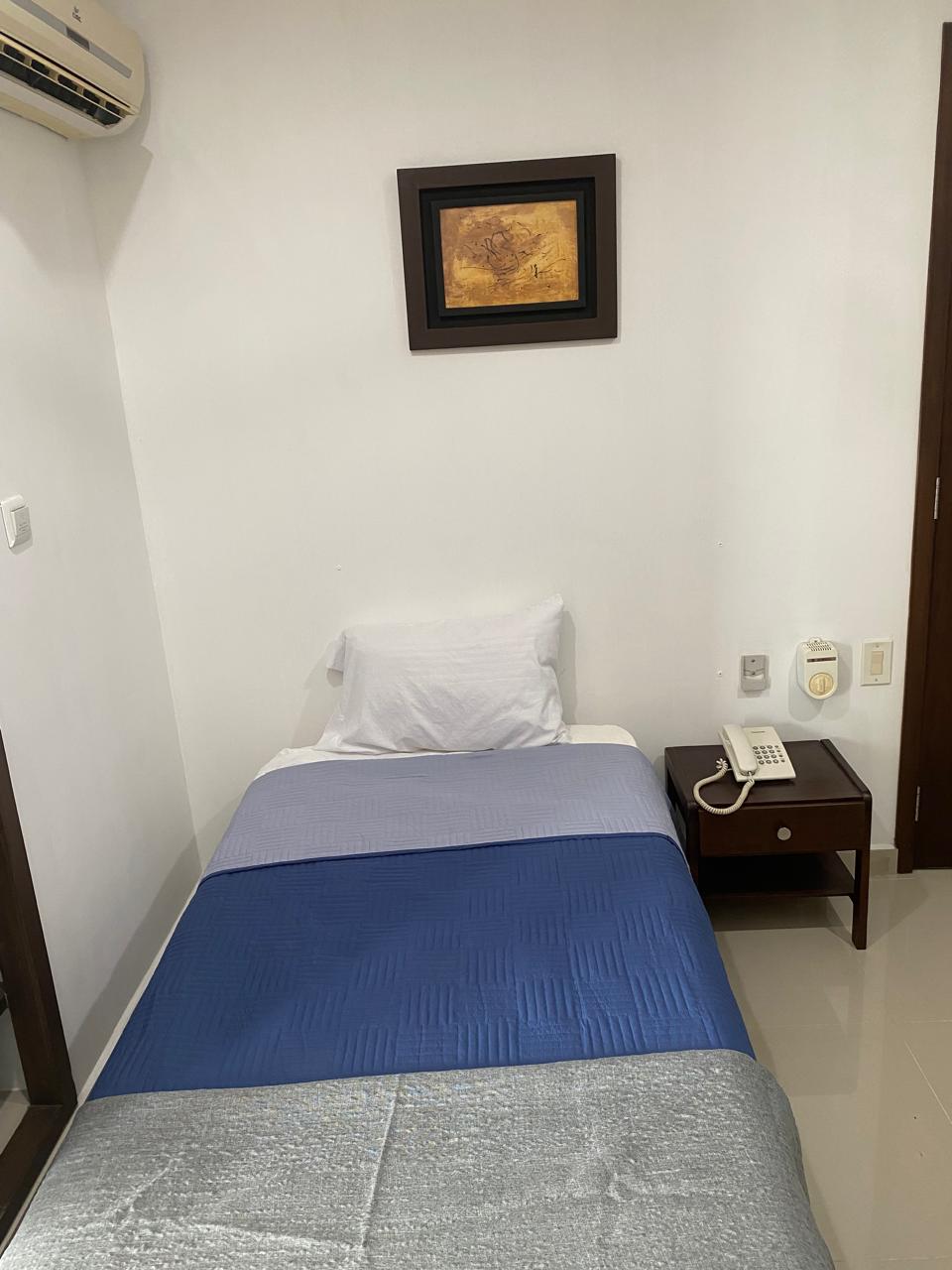LHM HOTEL - SINGLE - 12