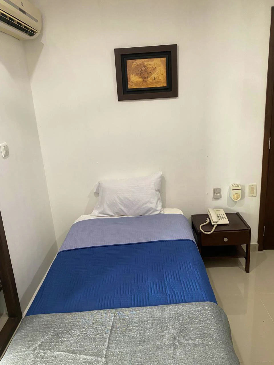 LHM HOTEL - SINGLE - 12