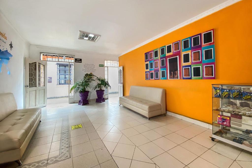 Ayenda Republicano Colonial No 2 20