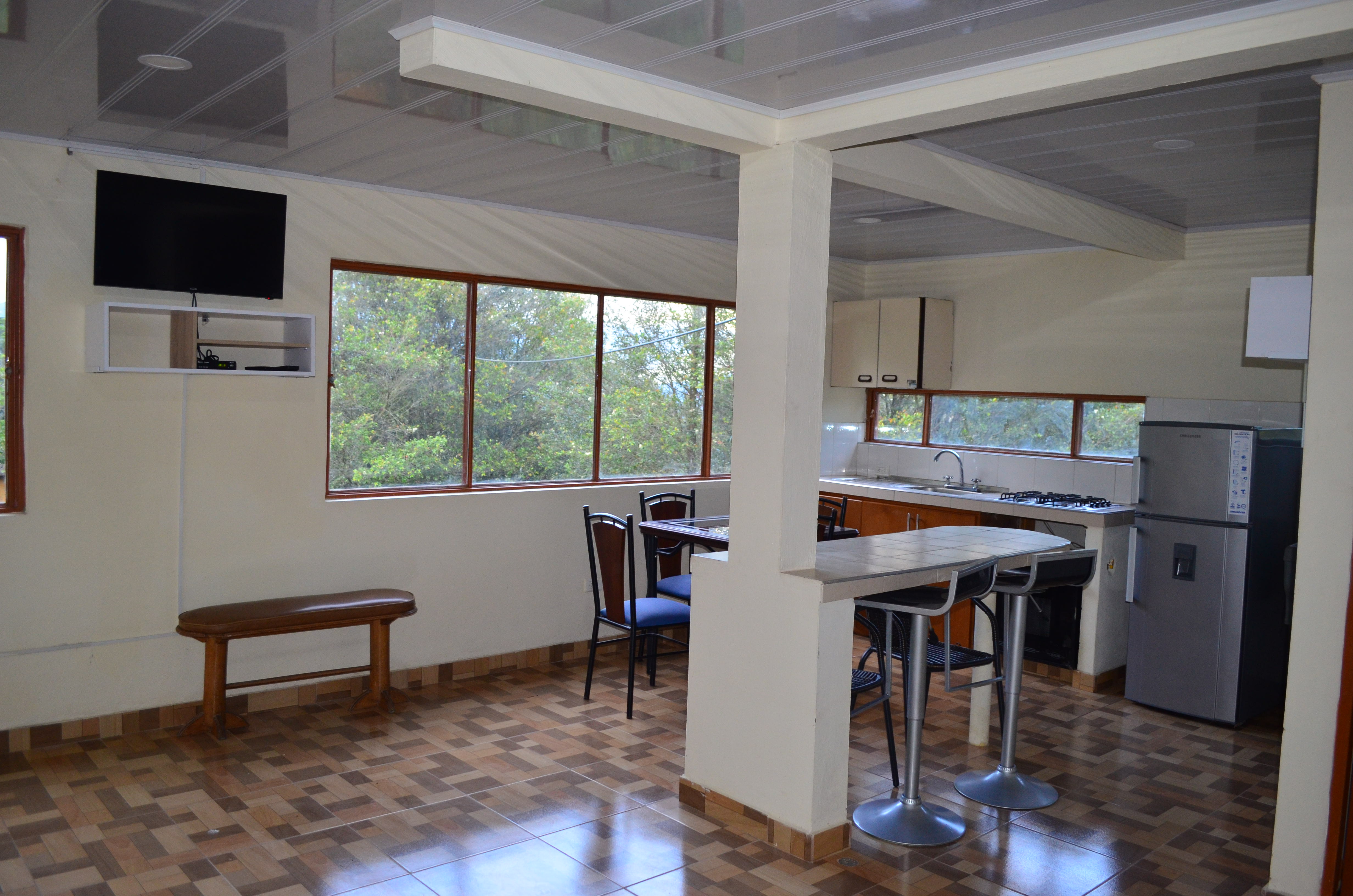 MONTEVERDE BEST INN  - Recuerdito Interior pax 6 - 25