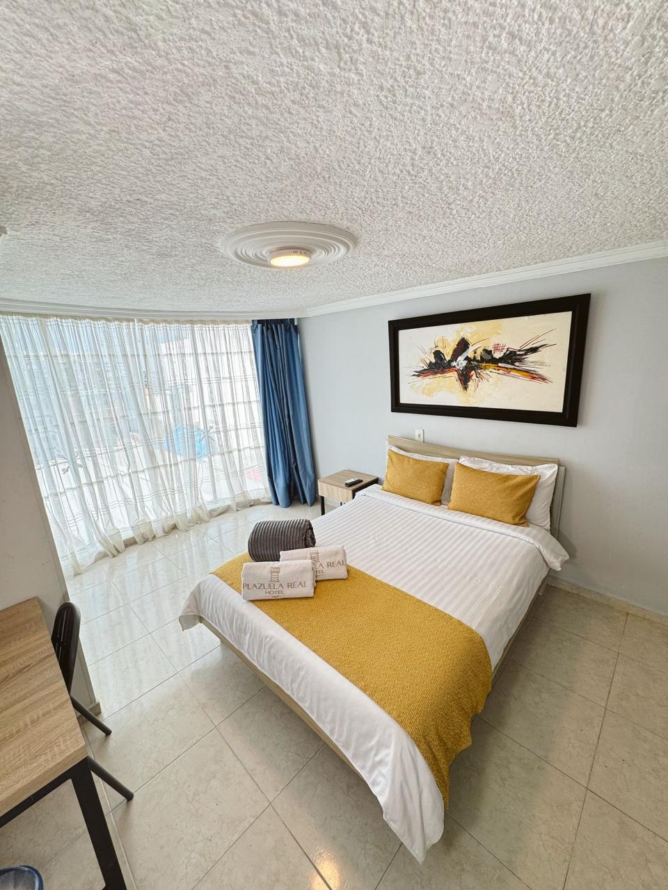 HOTEL PLAZUELA REAL - MATRIMONIAL AIRE - 1