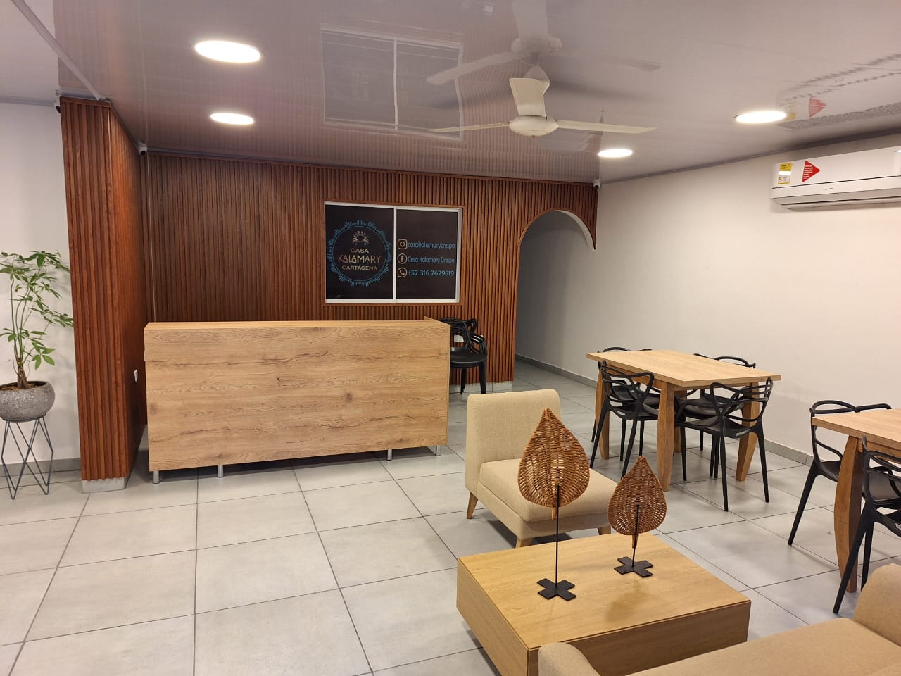 Casa Kalamary Crespo - Recepción - 12