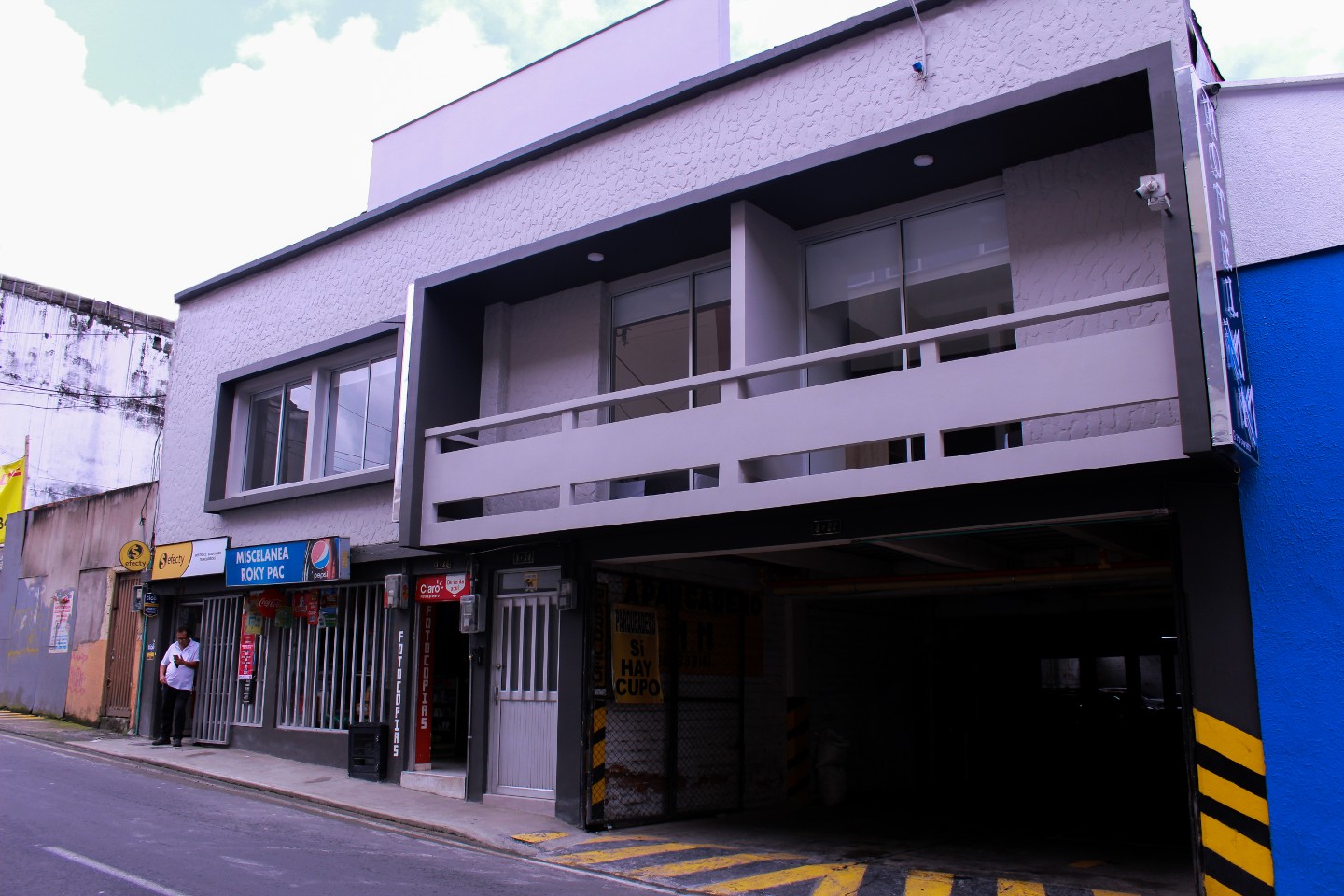 Ayenda Hotel MM - Fachada - 12