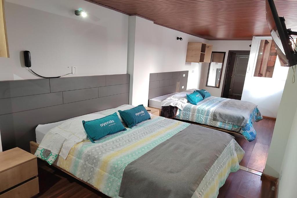 Ayenda Gold House 20