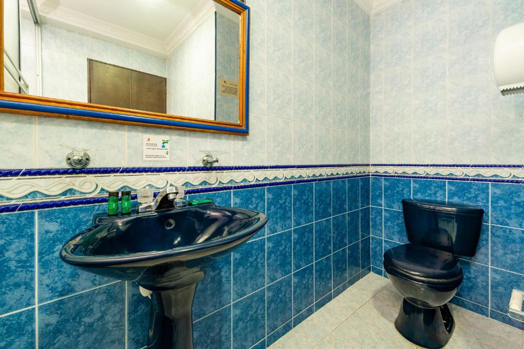 Ayenda Eclipse 1706 42