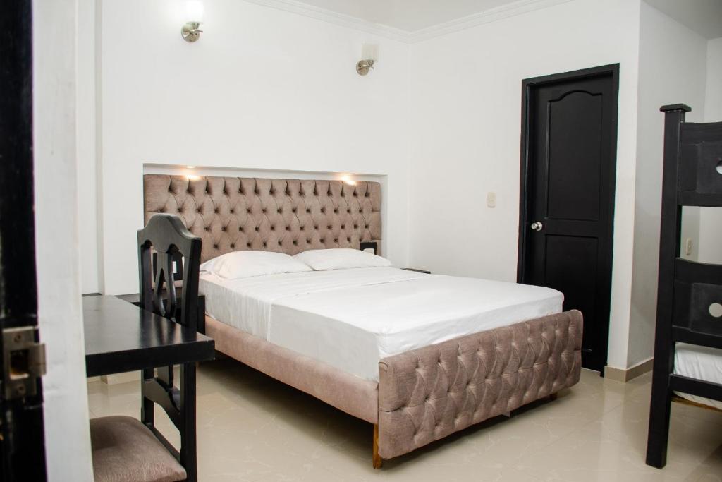 Ayenda Muleke - Cuádruple Estándar - 15