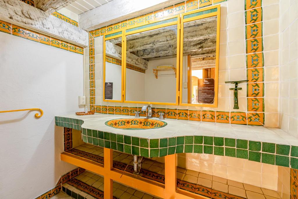 Ayenda Meson De San Sebastian - Doble Estandar - 13