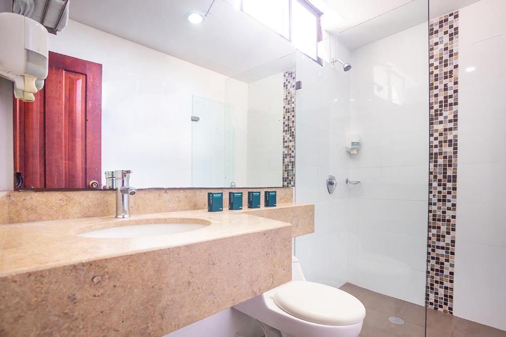 Ayenda Carivdi - Familiar - 17