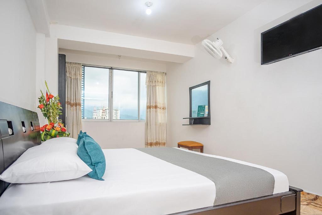 Ayenda 1910 Gold Plaza - Doble Superior - 14