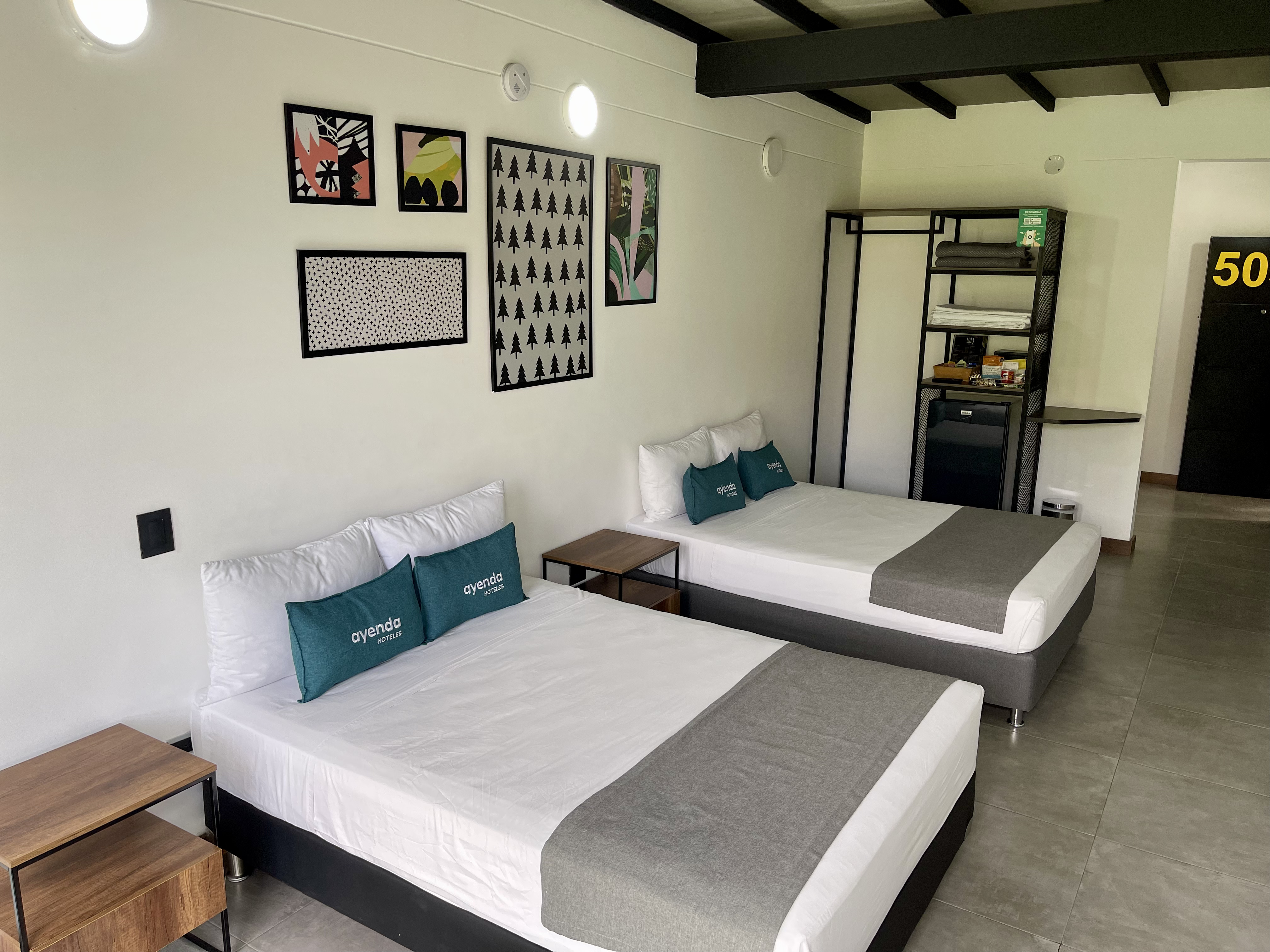 Hotel Loft 32 Medellin Living - Cuadruple - 0
