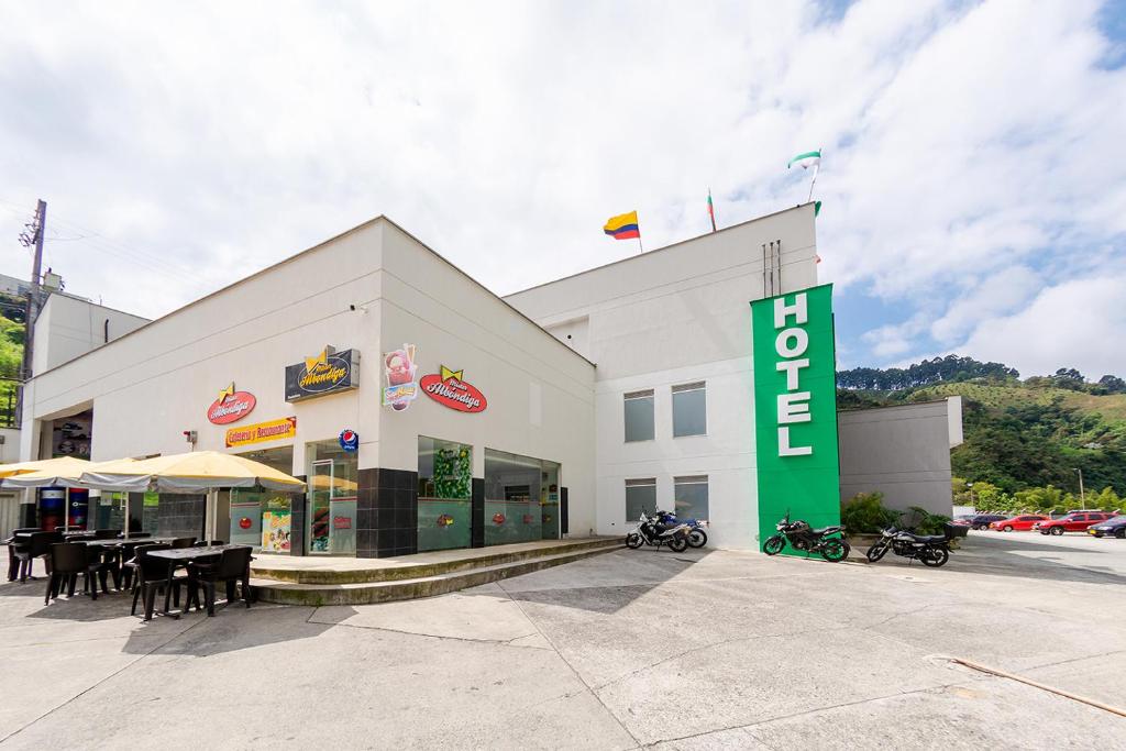 Ayenda Panamericana - Fachada - 25