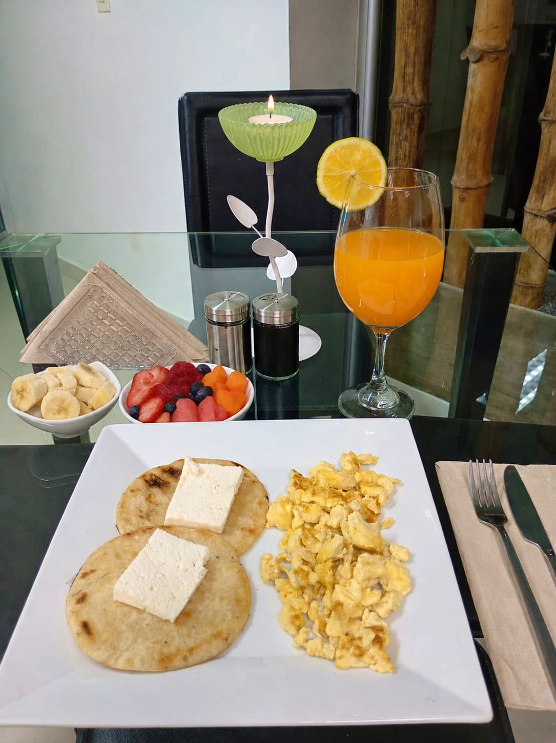 LHM HOTEL - Desayuno - 3