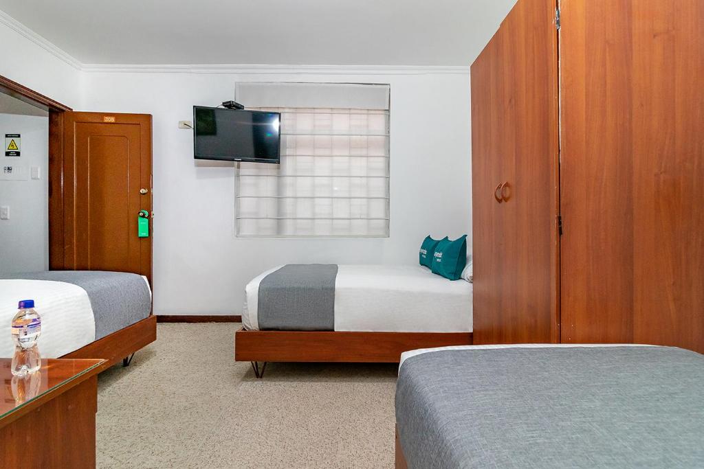 Ayenda Americano - Cuádruple Estandar - 0