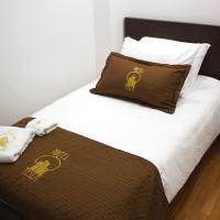 Hotel Tesla 4