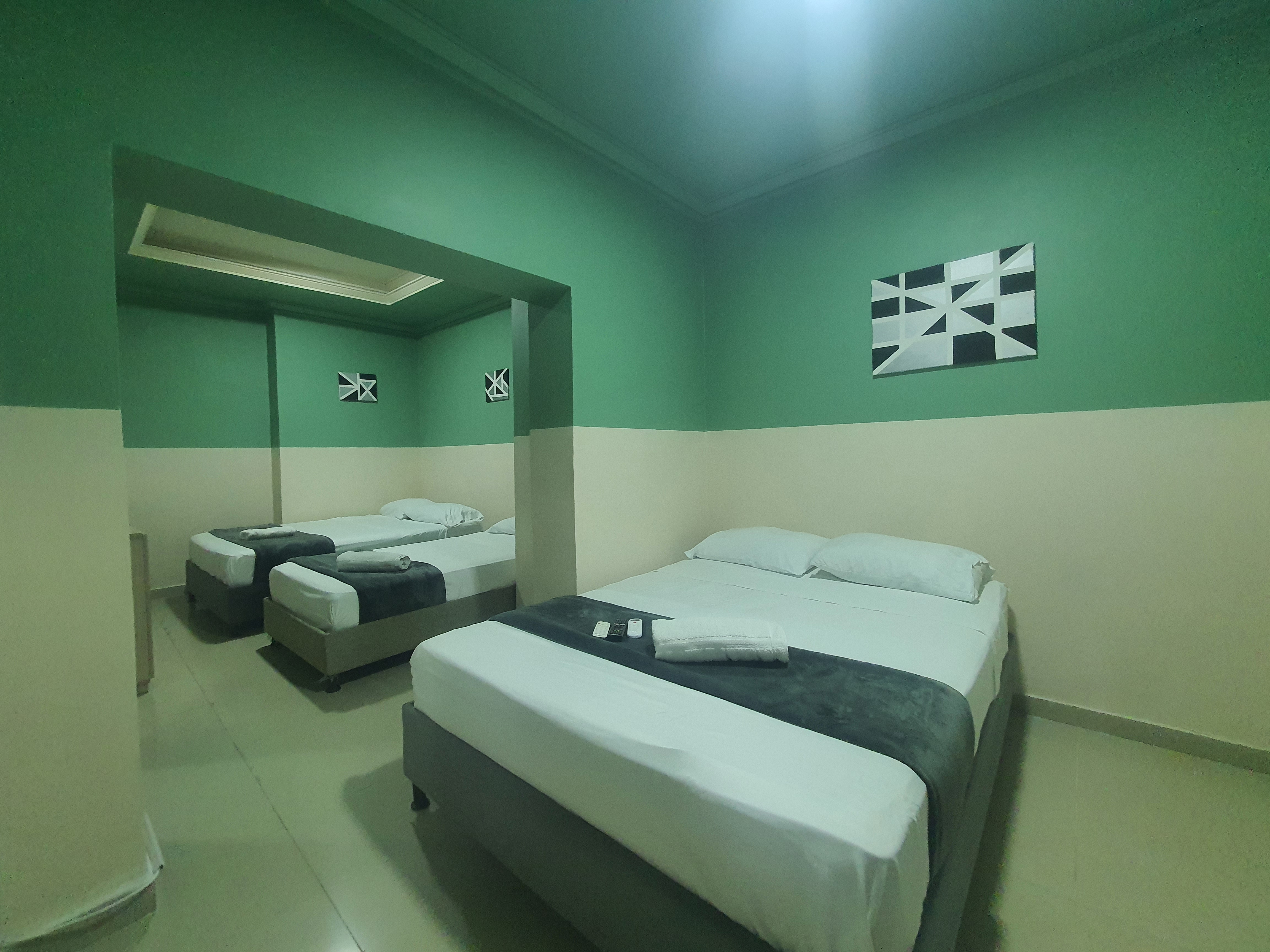 Hotel Imperial House - Habitacion Familiar - 1