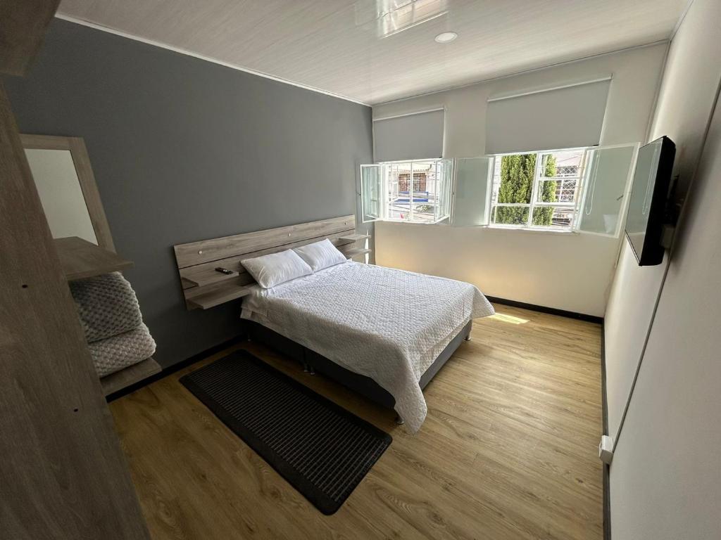 Hostel Quinta Camacho - Habitación Doble Luz natural Ventana - 2