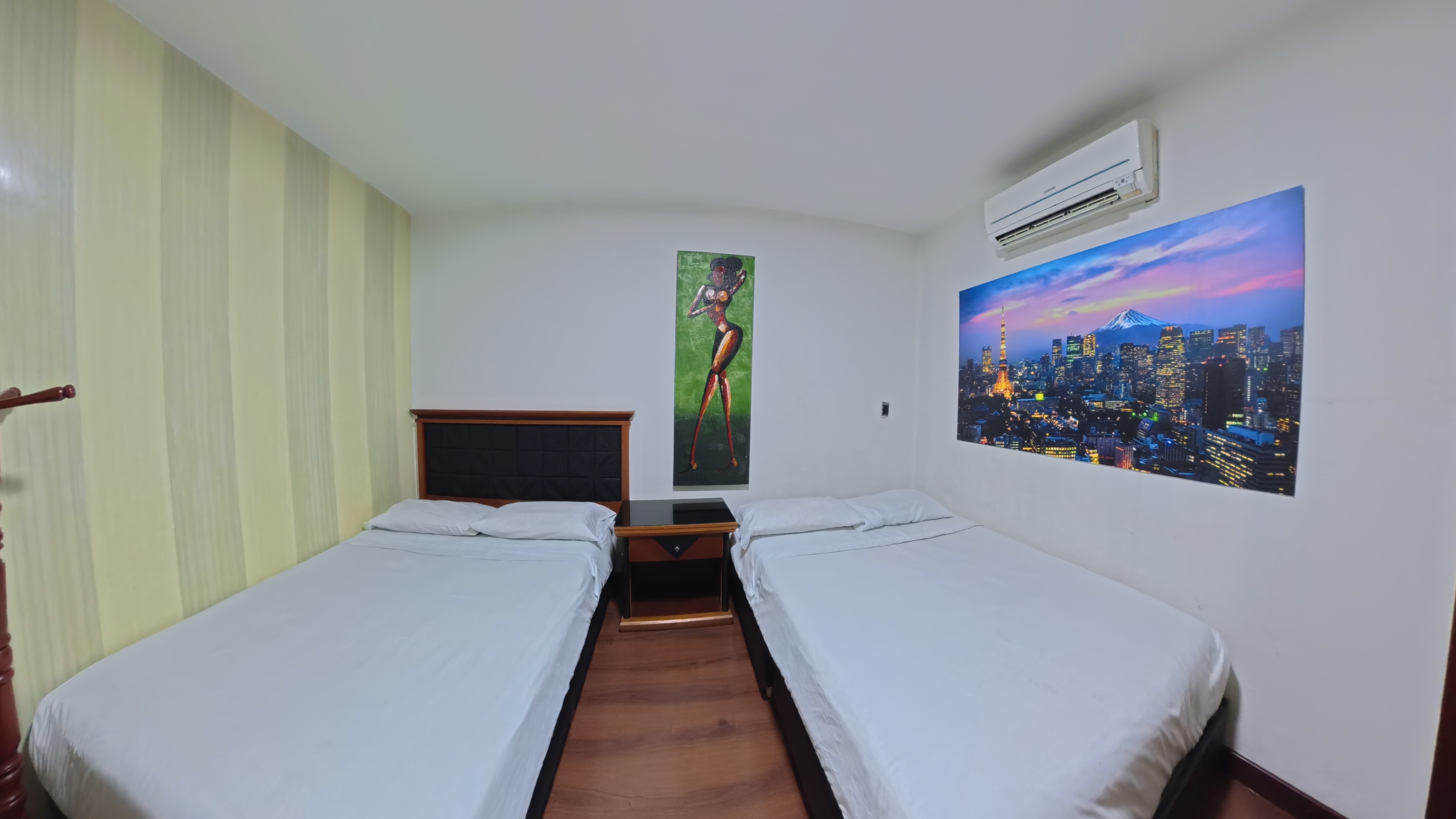 HOTEL IMPERIO REAL 28