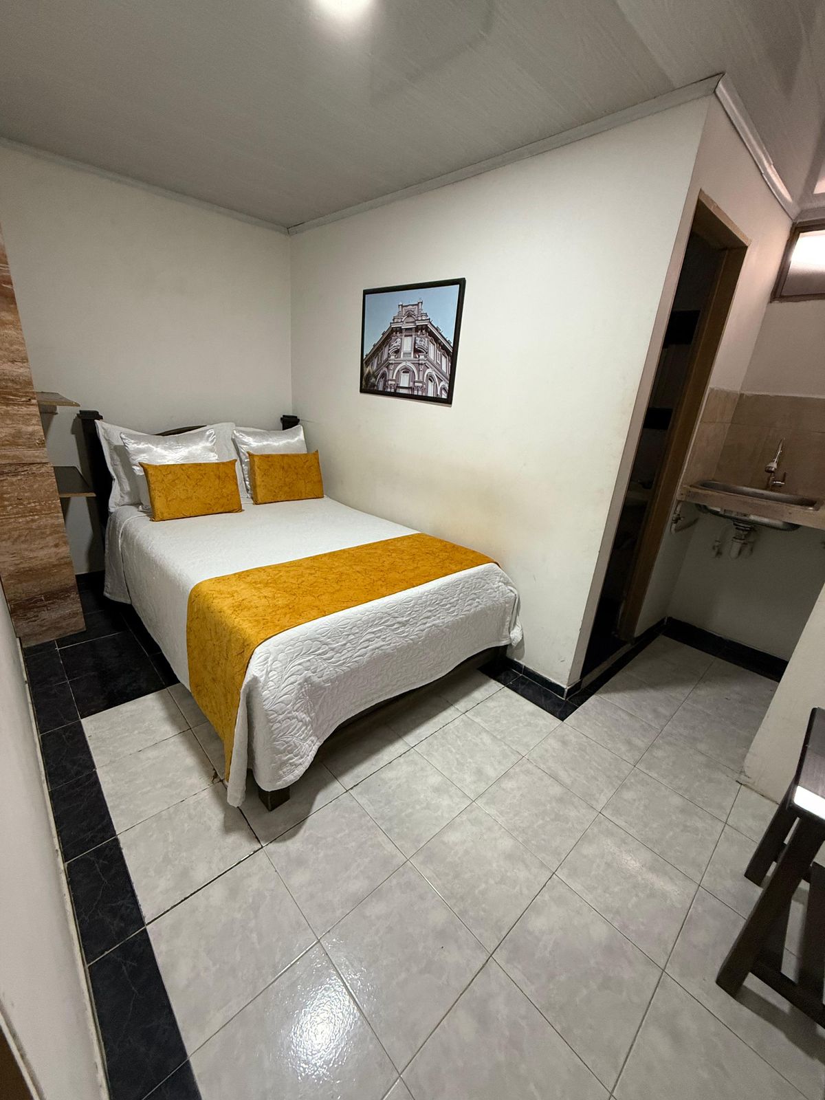 Ayenda Marana - Doble Estandar - 15