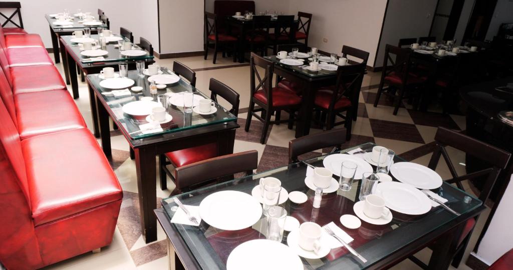 Expo Hotel Ferial - Amenidades - 17