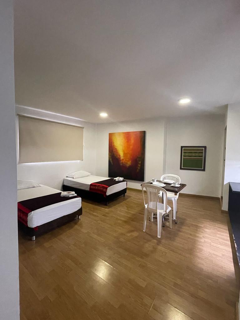 Ayenda Apartamento Turistico Distrito 9.90 - Habitación Cuadruple Estándar - 1