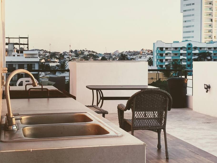 Luxury Oceanfront Direct Rent 6